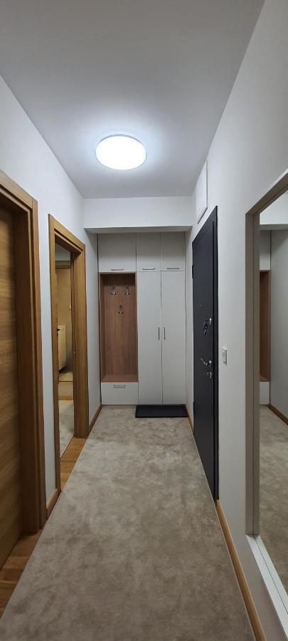 טיווט Luxury Apartment Stefanija מראה חיצוני תמונה