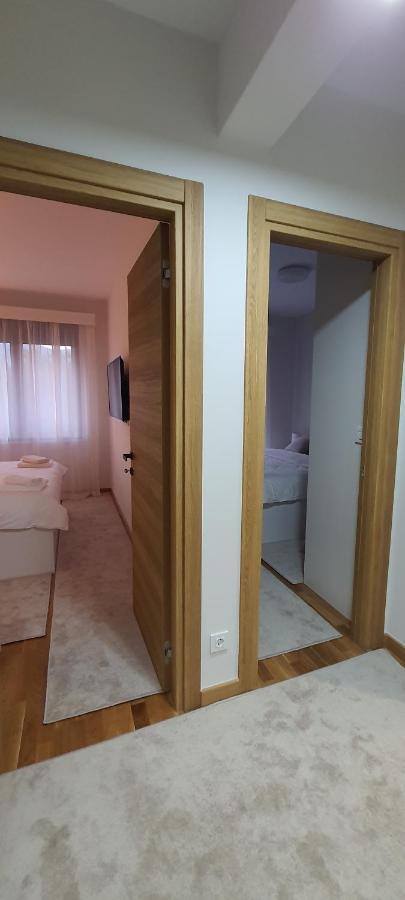 טיווט Luxury Apartment Stefanija מראה חיצוני תמונה