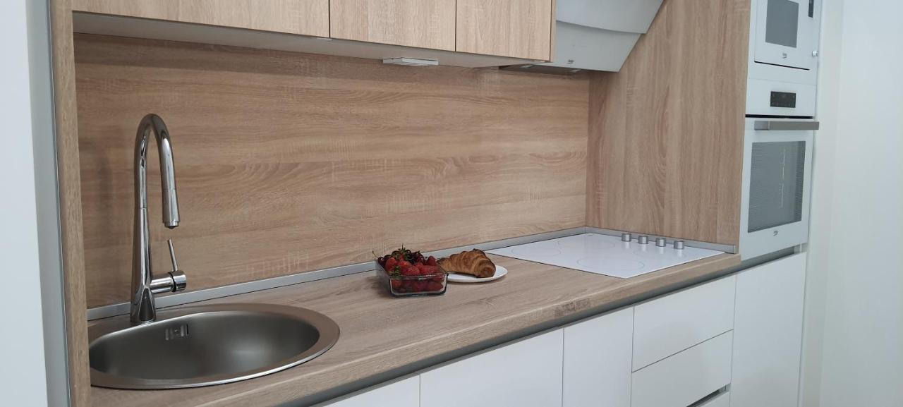 טיווט Luxury Apartment Stefanija מראה חיצוני תמונה
