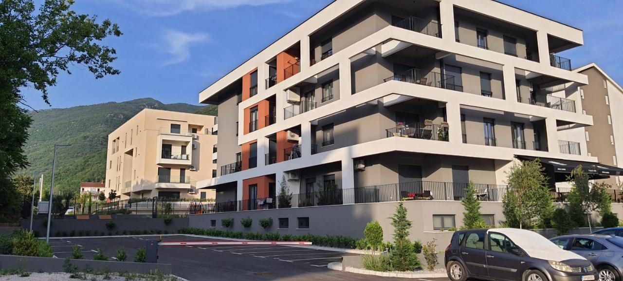 טיווט Luxury Apartment Stefanija מראה חיצוני תמונה