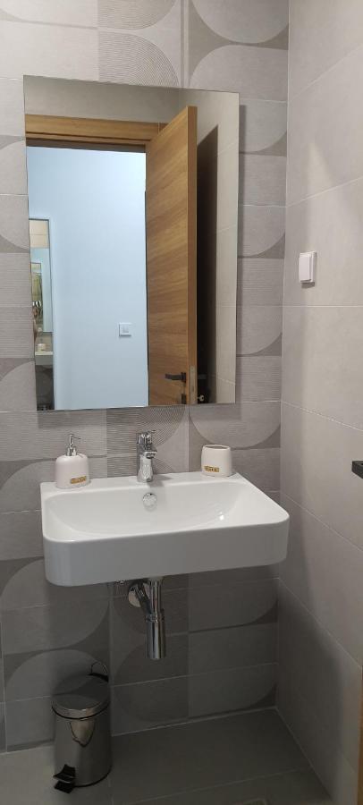 טיווט Luxury Apartment Stefanija מראה חיצוני תמונה