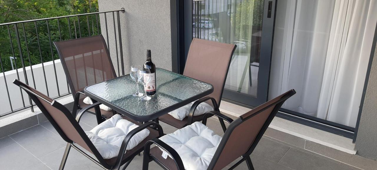 טיווט Luxury Apartment Stefanija מראה חיצוני תמונה